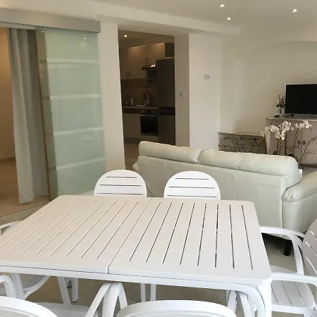 Apartment Madrague